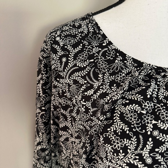 *OLD NAVY* Black x White Floral Long Sleeve Dress Size XL - Picture 3 of 8